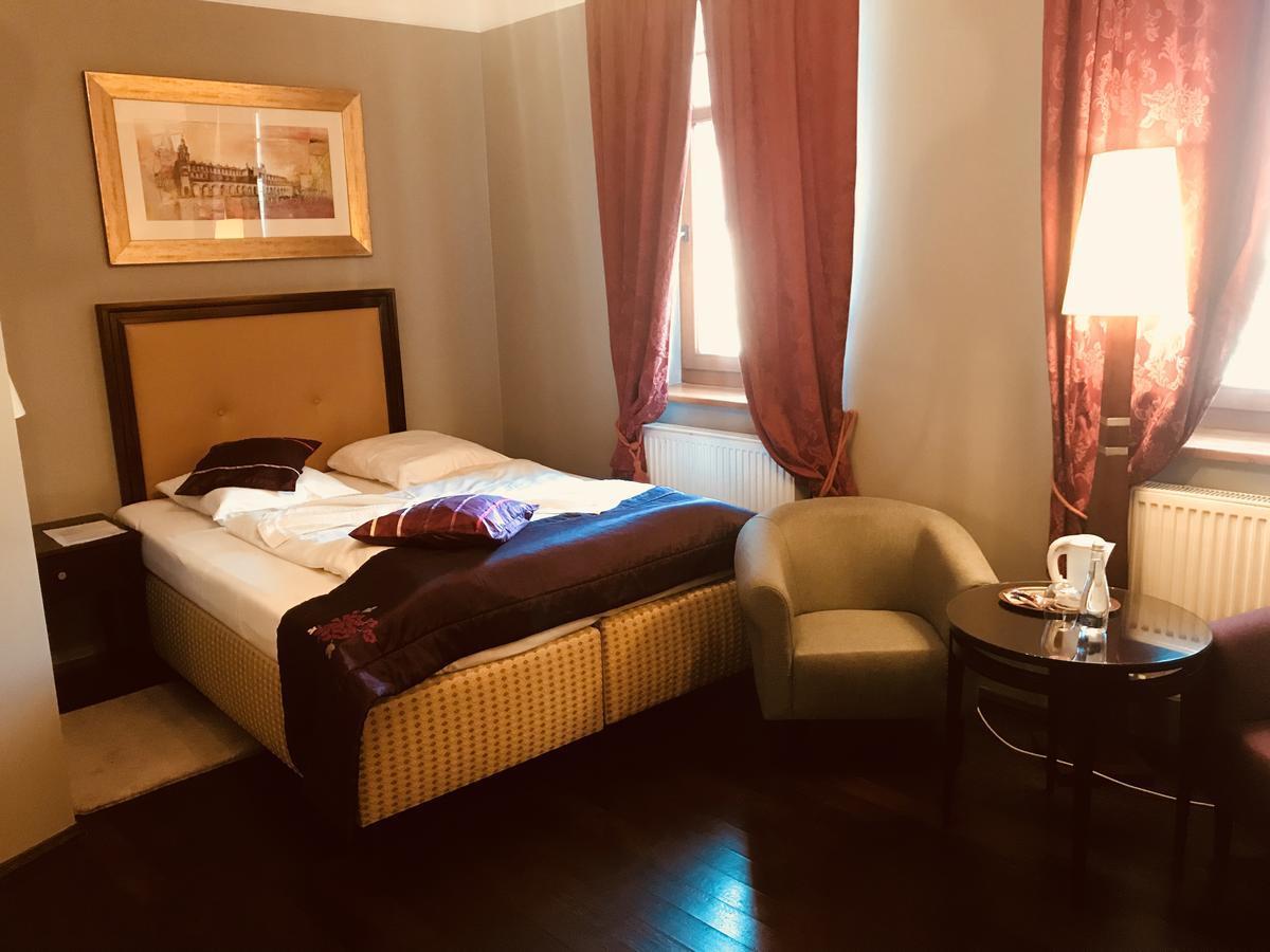Restauracja - Hotel Mocca D'Oro Mikolow Ngoại thất bức ảnh