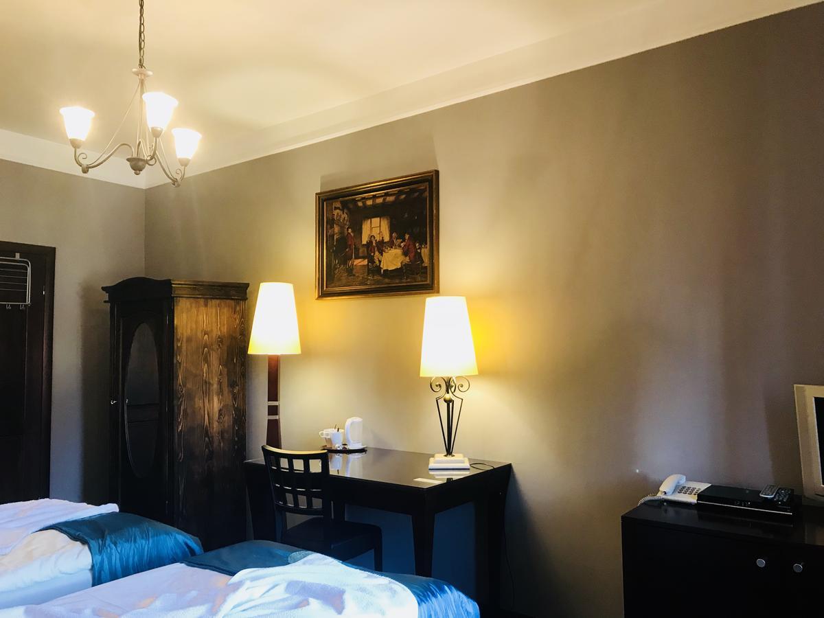 Restauracja - Hotel Mocca D'Oro Mikolow Ngoại thất bức ảnh